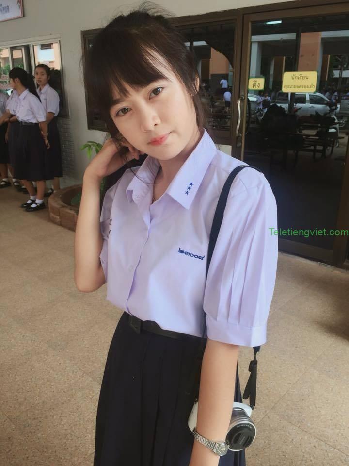 Những hình ảnh show hàng đầy kích thích của em girl xinh mới lớn